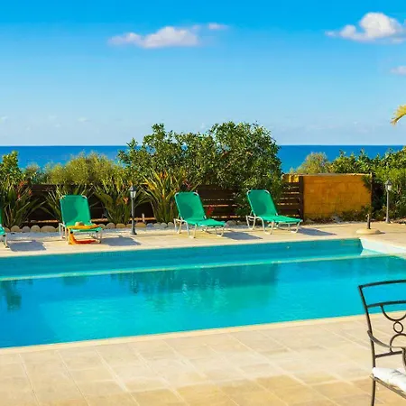 Villa Adonis Large Private Pool Walk To