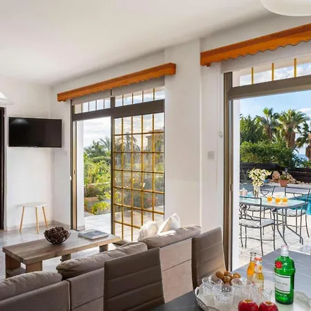 Villa Adonis Large Private Pool Walk To *